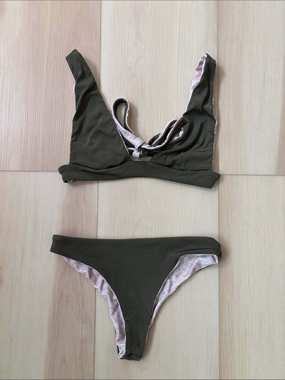 Kainani Swimwear Fern Ribbed Monstera Reversible Bikini Set size Small